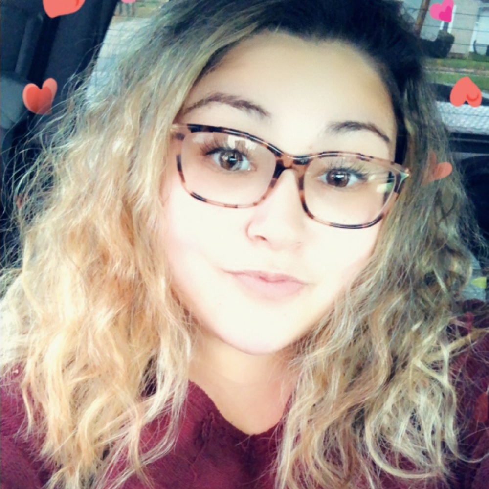 Meet your Posher, Keely